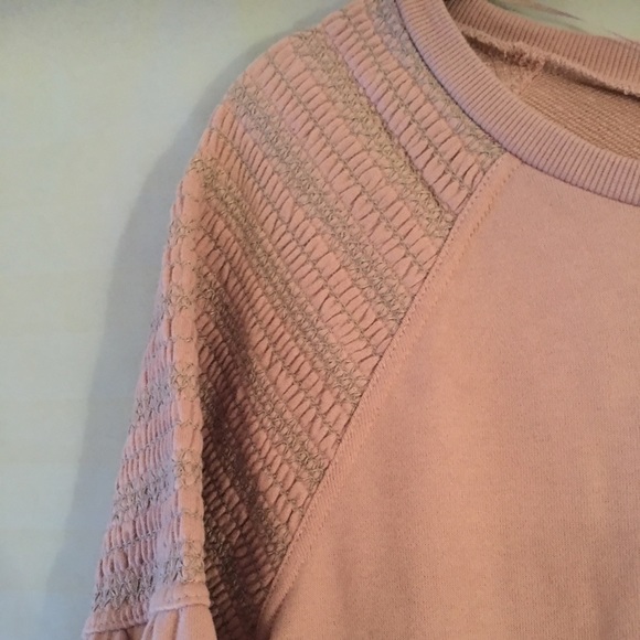 NWT. Cable and Gauge Long Sweatshirt. Size XL - Picture 3 of 7